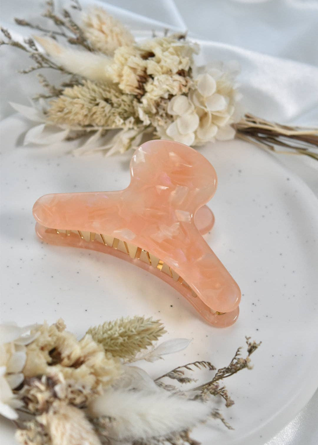 French Claw in Peach