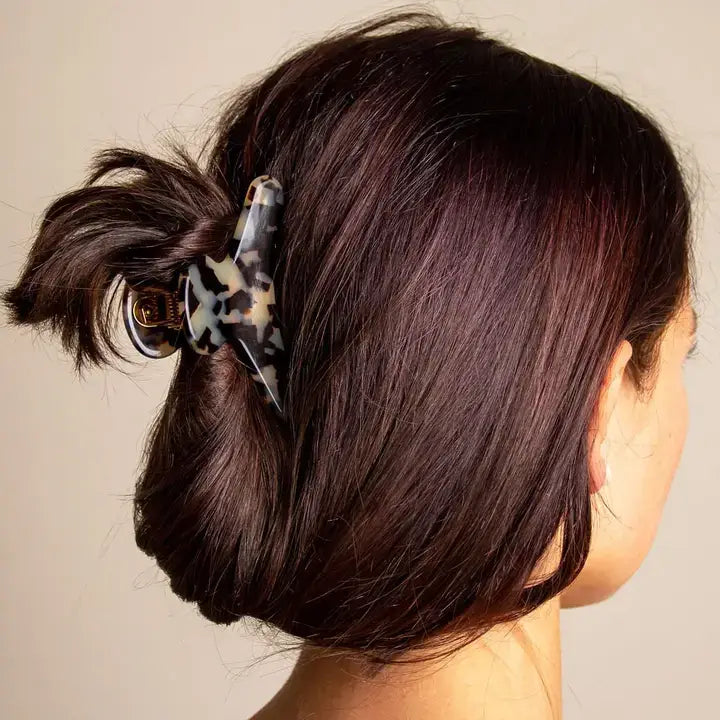 French Hair Claw in Wisteria