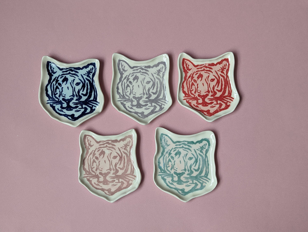Tiger Ring Dish: Pink/red