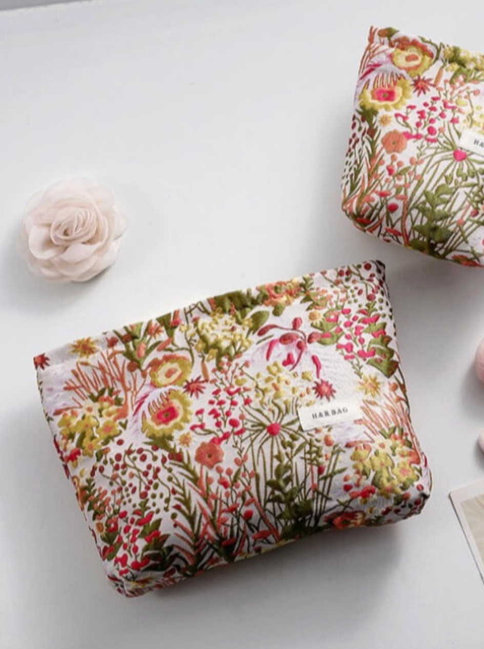 Jacquard Pouch