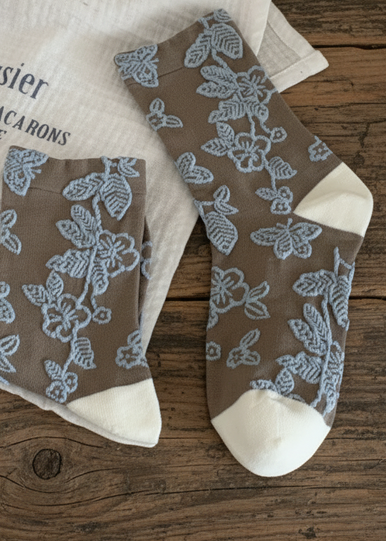 Butterfly Crew Socks-Greige