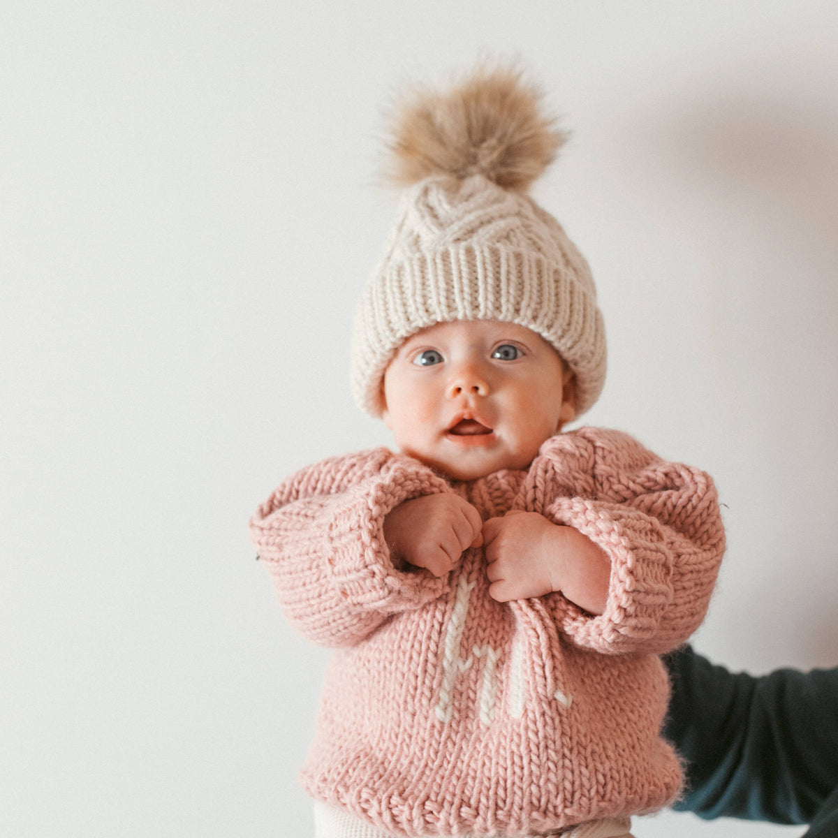 Hi. Sweater - Rose