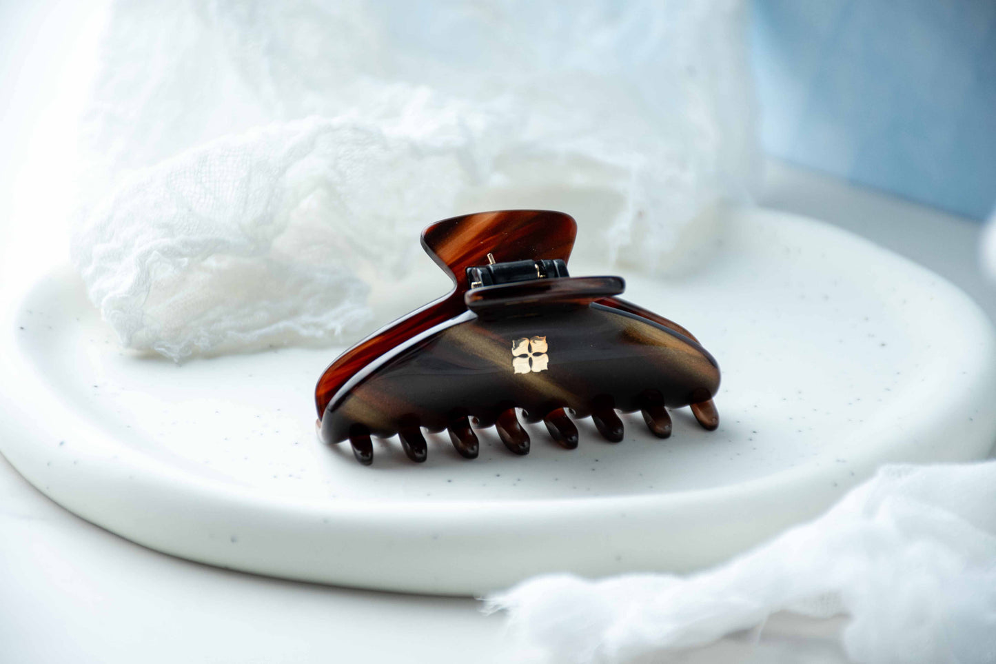 Glamour Grip Mini Claw in Tigers Eye