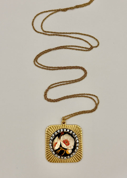 Poppy Necklace