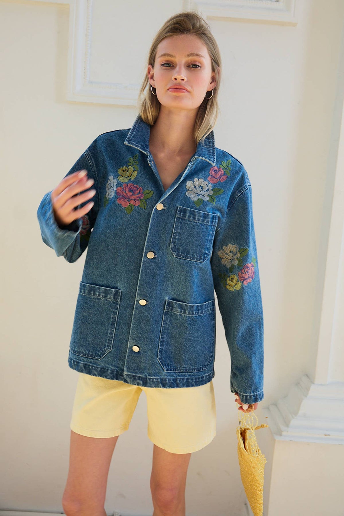 Floral Embroidered Denim Jacket - RJ1130: DENIM / S-M-L (3-2-1)