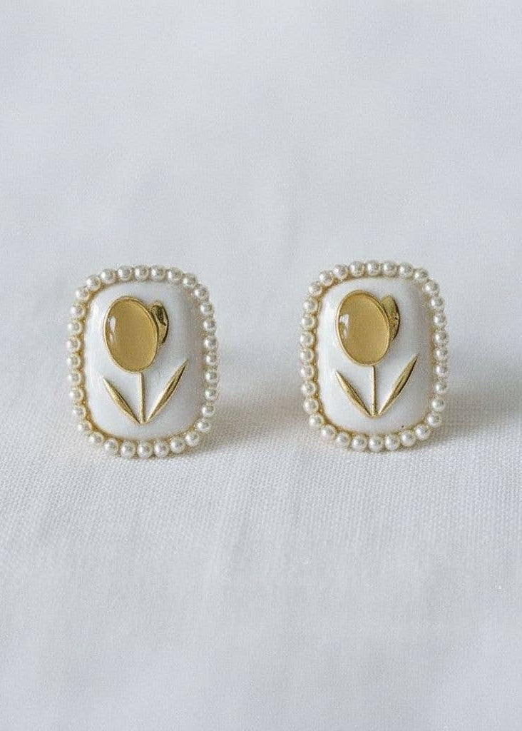 Tulip Earrings