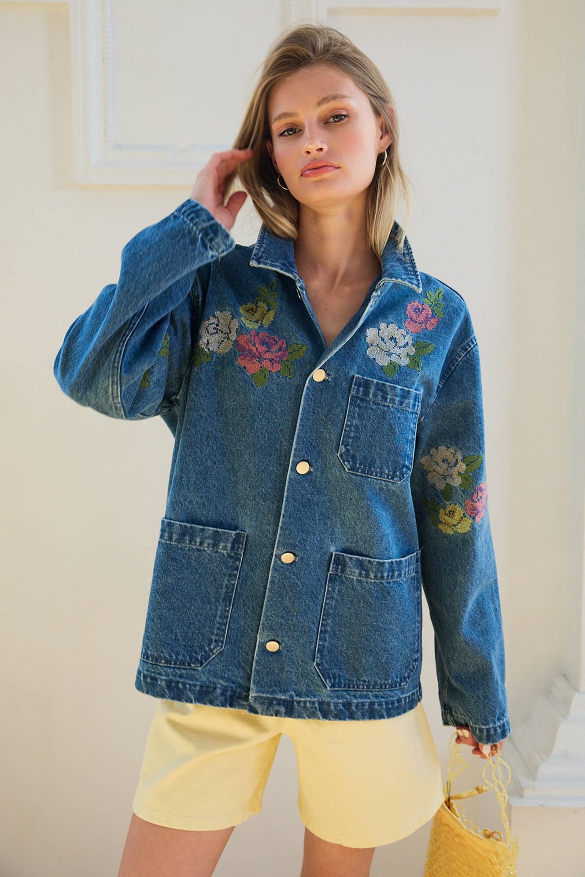 Floral Embroidered Denim Jacket - RJ1130: DENIM / S-M-L (3-2-1)