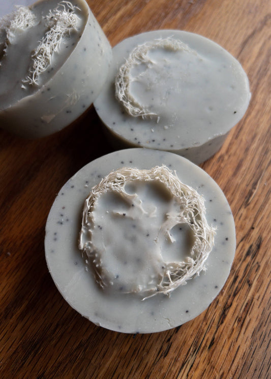 Mint Loofah Palm Free Soap with Pumice & Poppy Seeds
