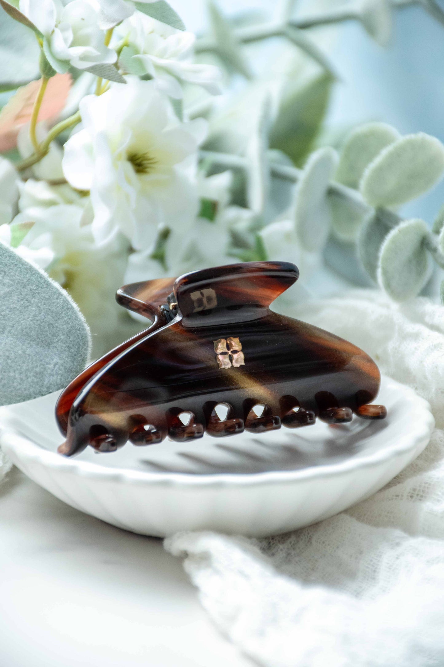 Glamour Grip Mini Claw in Tigers Eye
