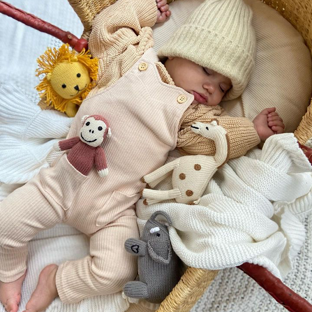 Organic Giraffe Rattle