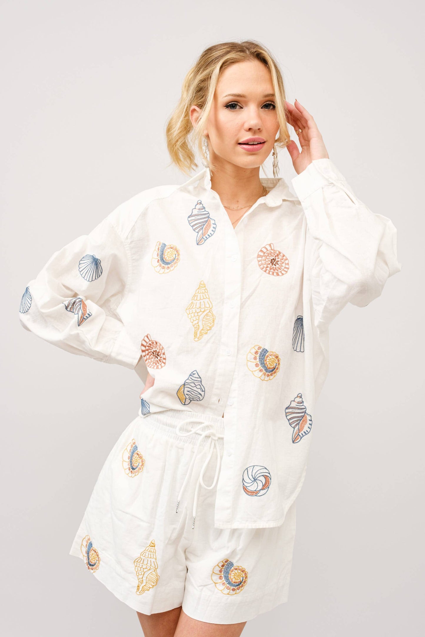 She Sells Shirt
