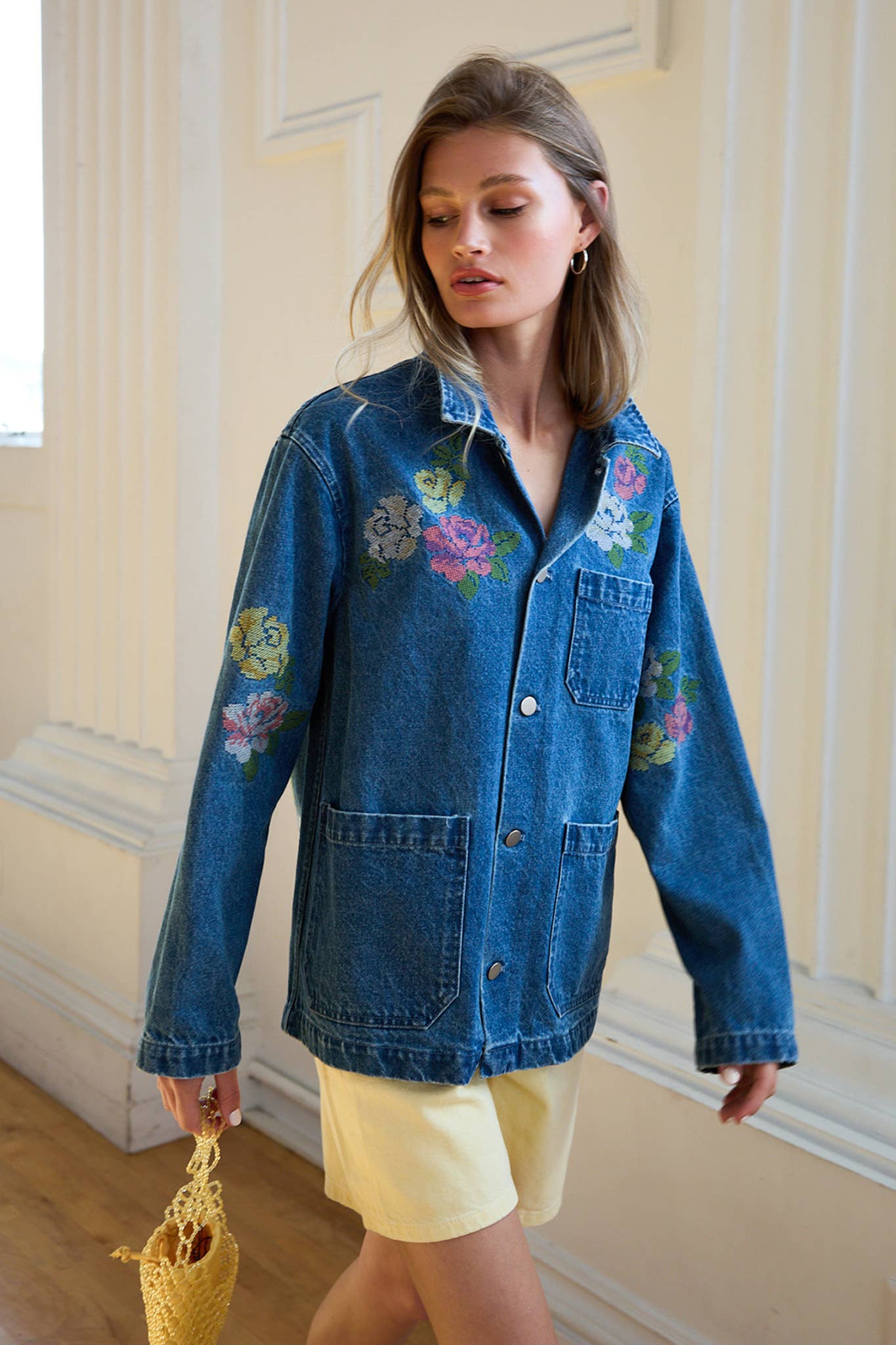 Floral Embroidered Denim Jacket - RJ1130: DENIM / S-M-L (3-2-1)