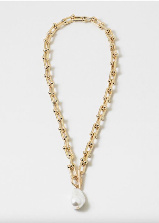 Pushj/Pull Pearl Toggle Necklace