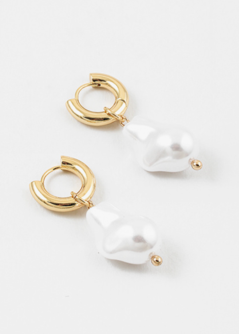 Pearl Drop Earrings