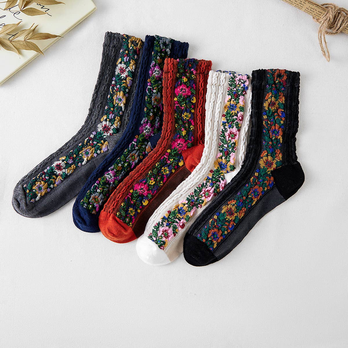 Rufia - Vintage Floral Print Summer Socks: NAVY / AVERAGE