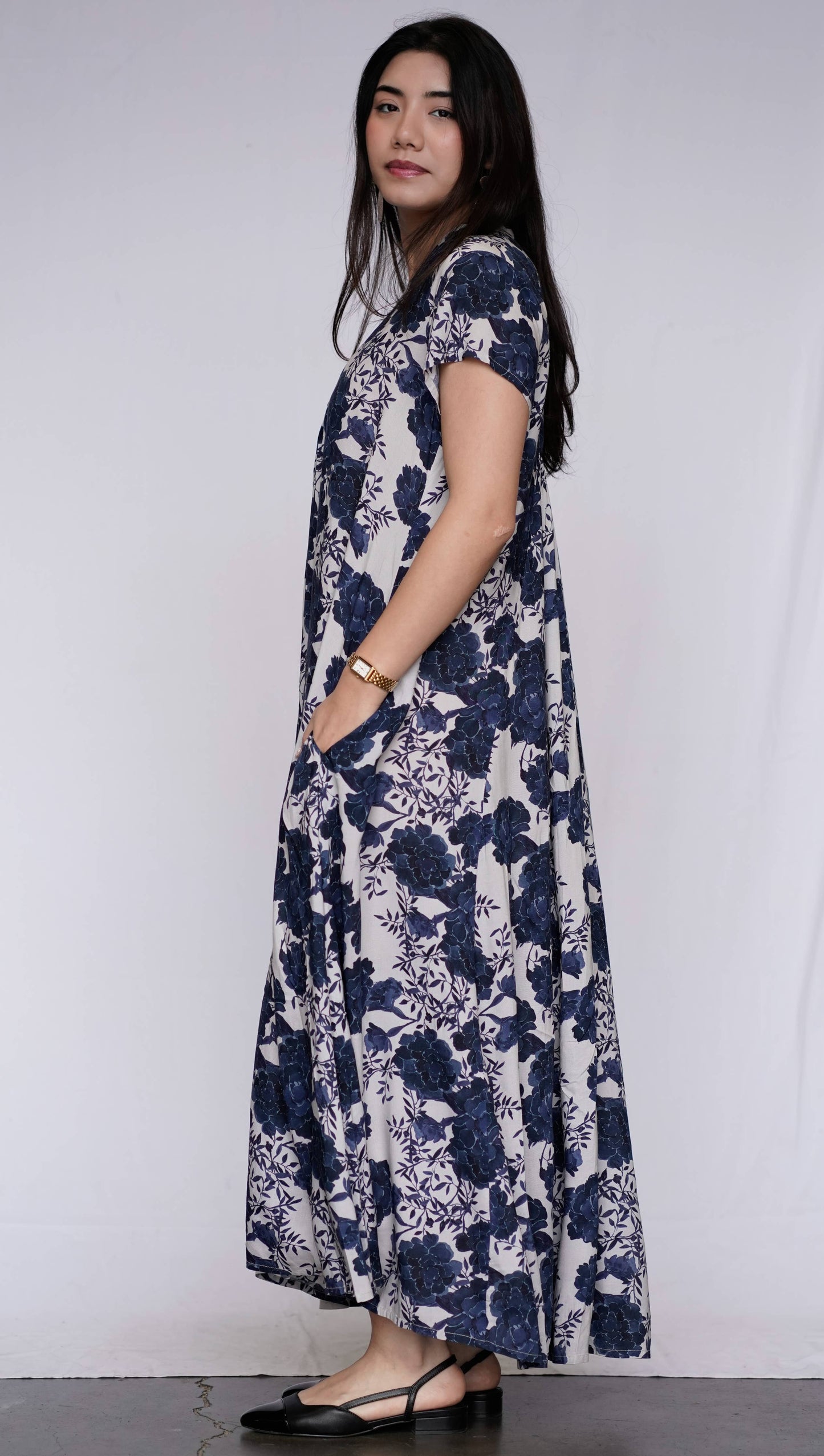 Amaryllis Maxi Dress