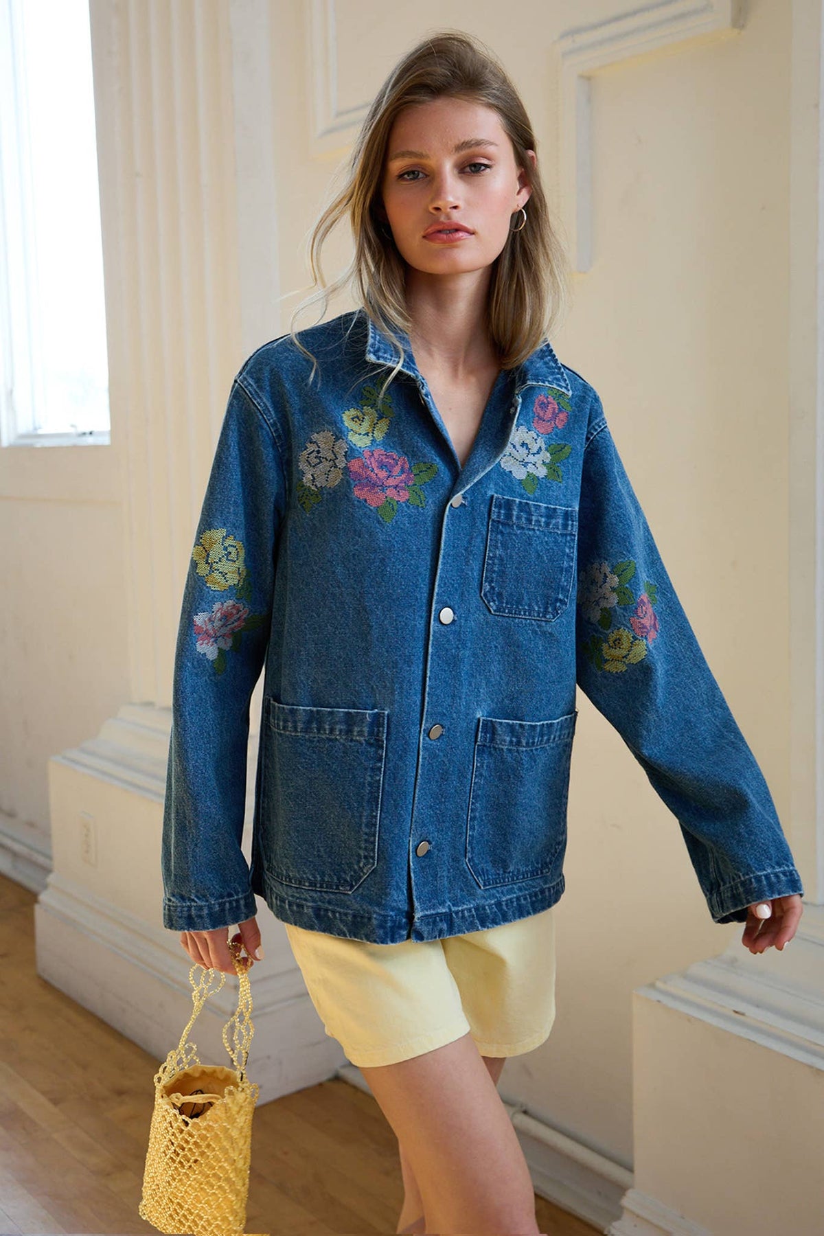 Floral Embroidered Denim Jacket - RJ1130: DENIM / S-M-L (3-2-1)