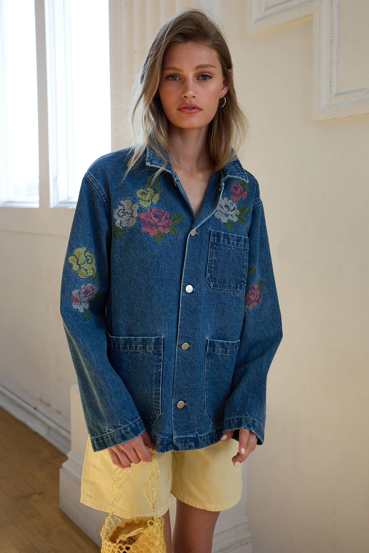 Floral Embroidered Denim Jacket - RJ1130: DENIM / S-M-L (3-2-1)