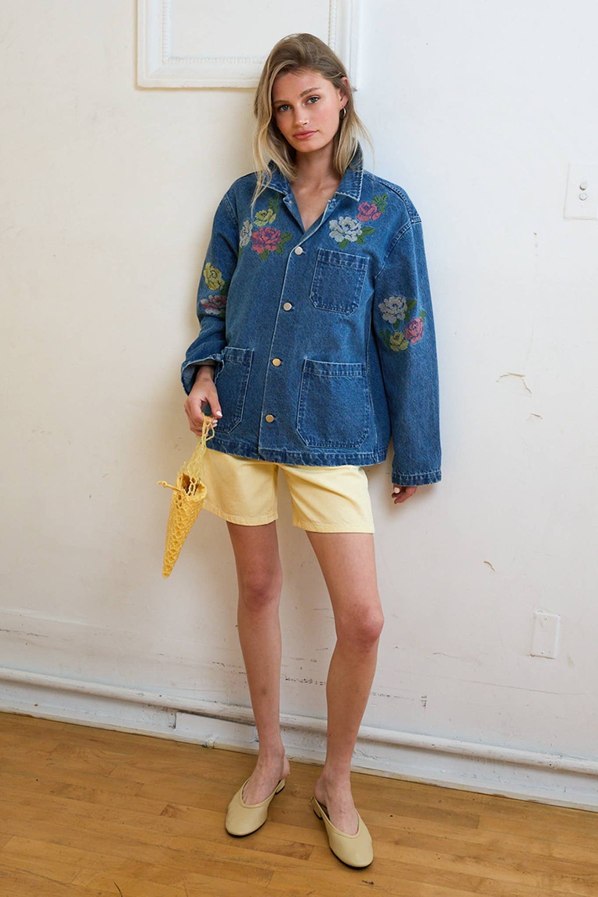 Floral Embroidered Denim Jacket - RJ1130: DENIM / S-M-L (3-2-1)